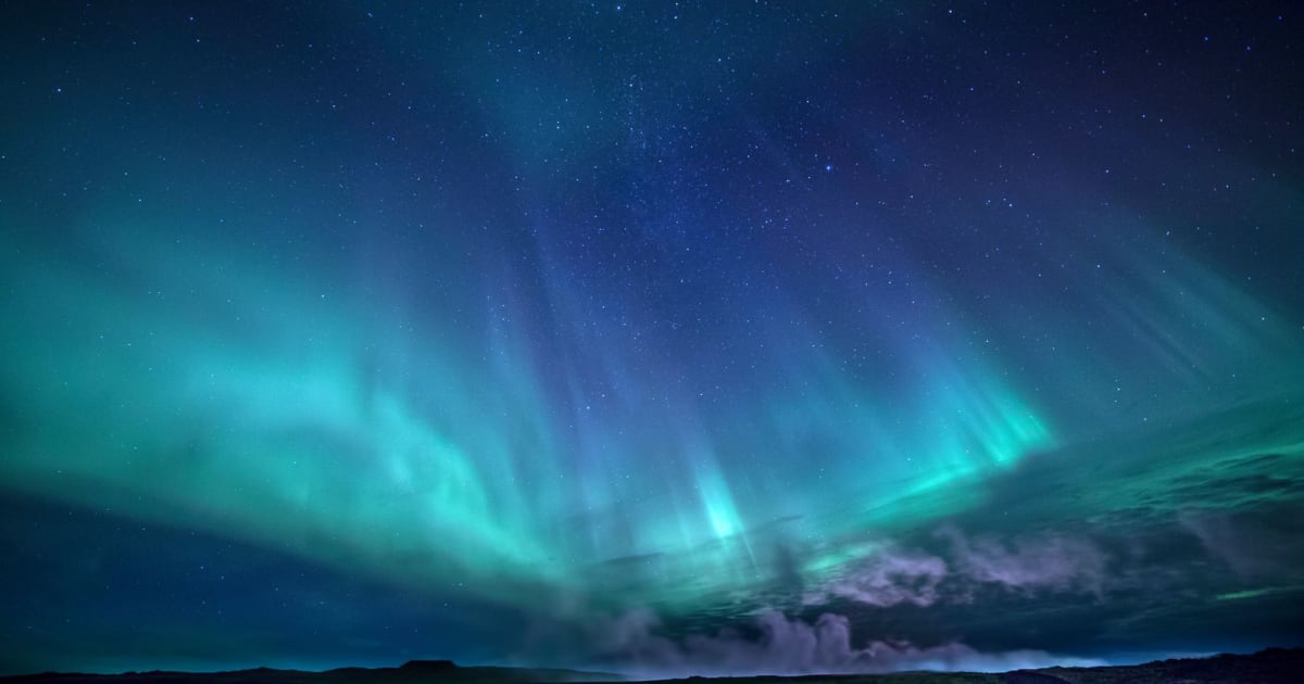 Krydret Bourgeon Overflødig Northern Lights Tours and Vacations in Iceland | Icelandair