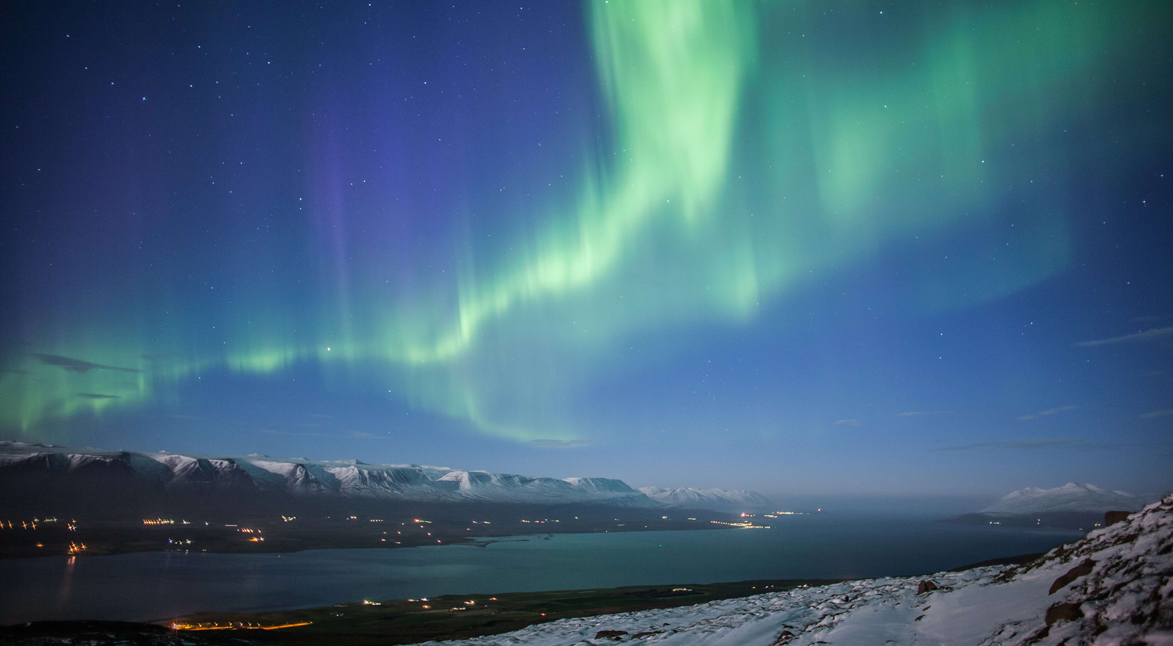 Akureyri-Nordurland-northern-lights
