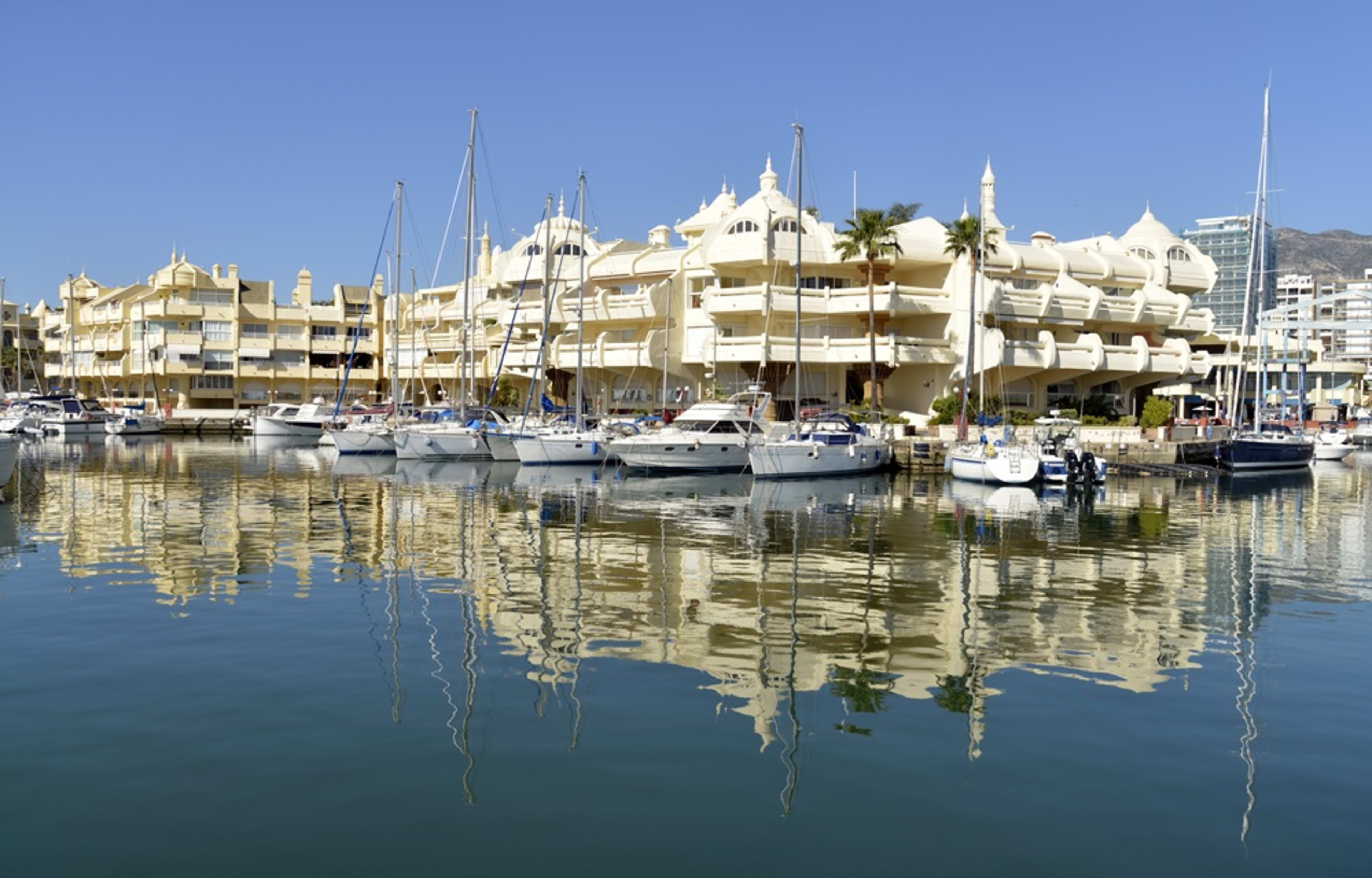 Benalmadena-Puerto Marina snekkjubátahöfnin