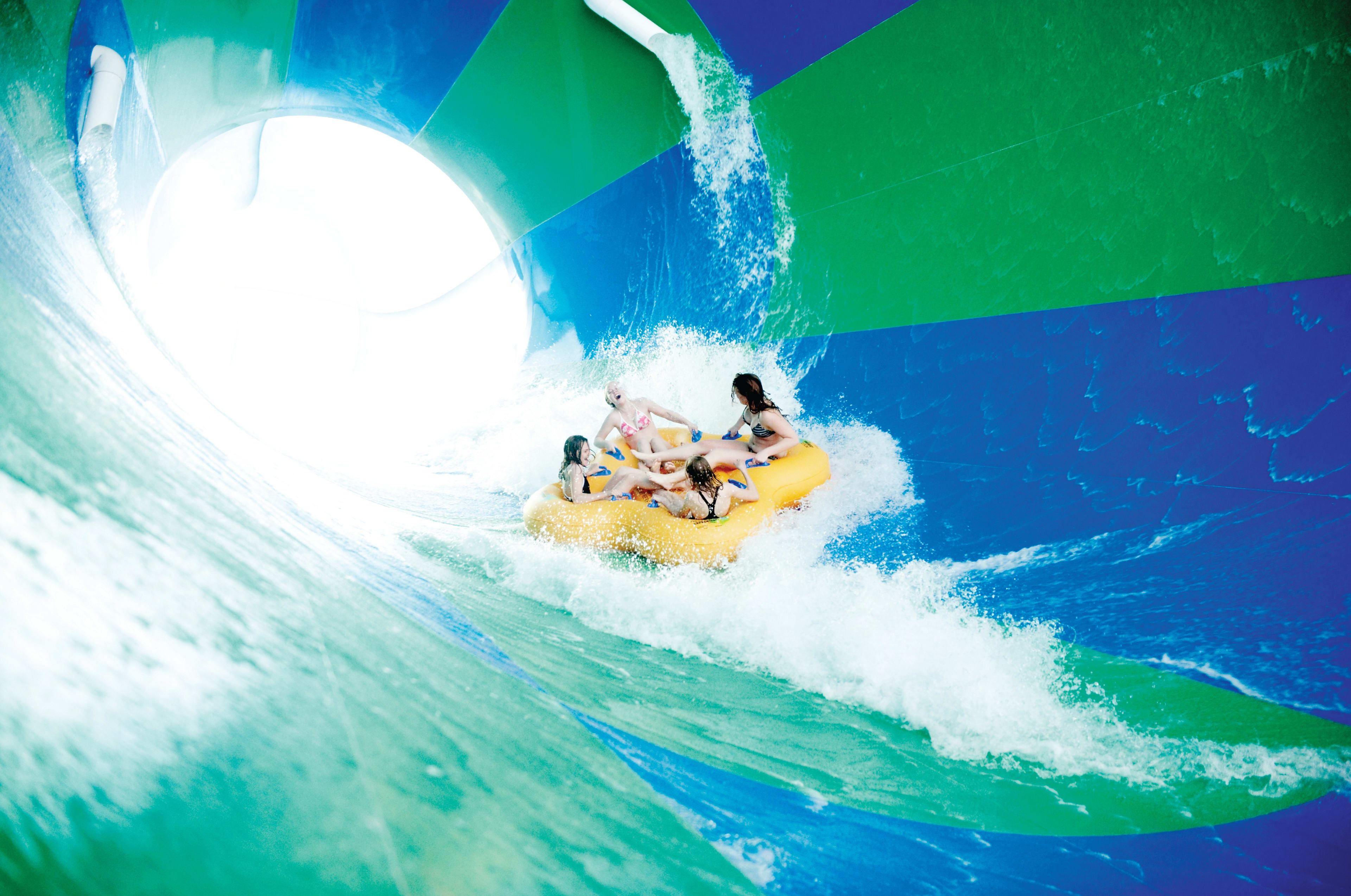 2. Tornado, Aquadome