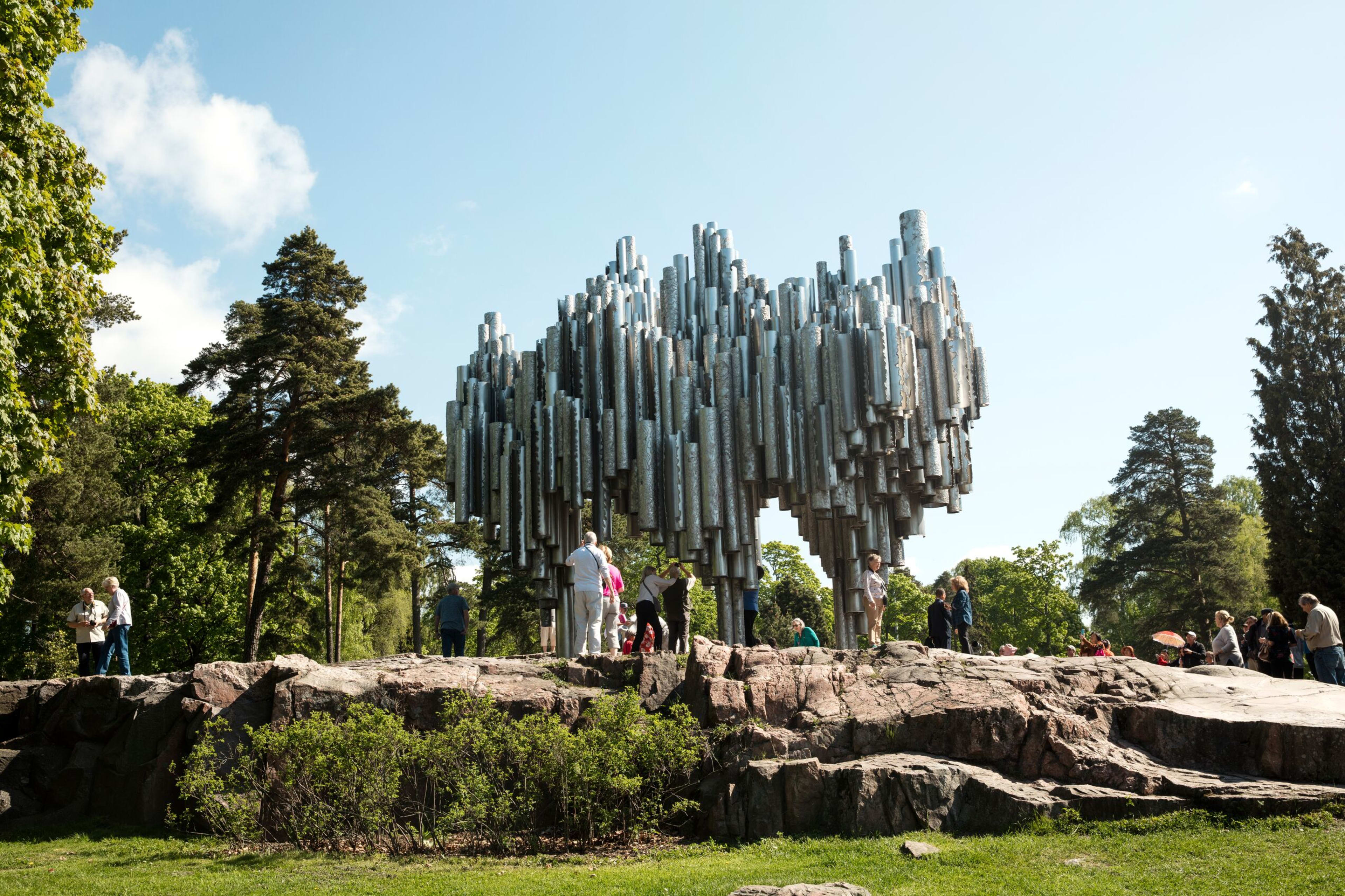 Helsinki_borg_city (2)