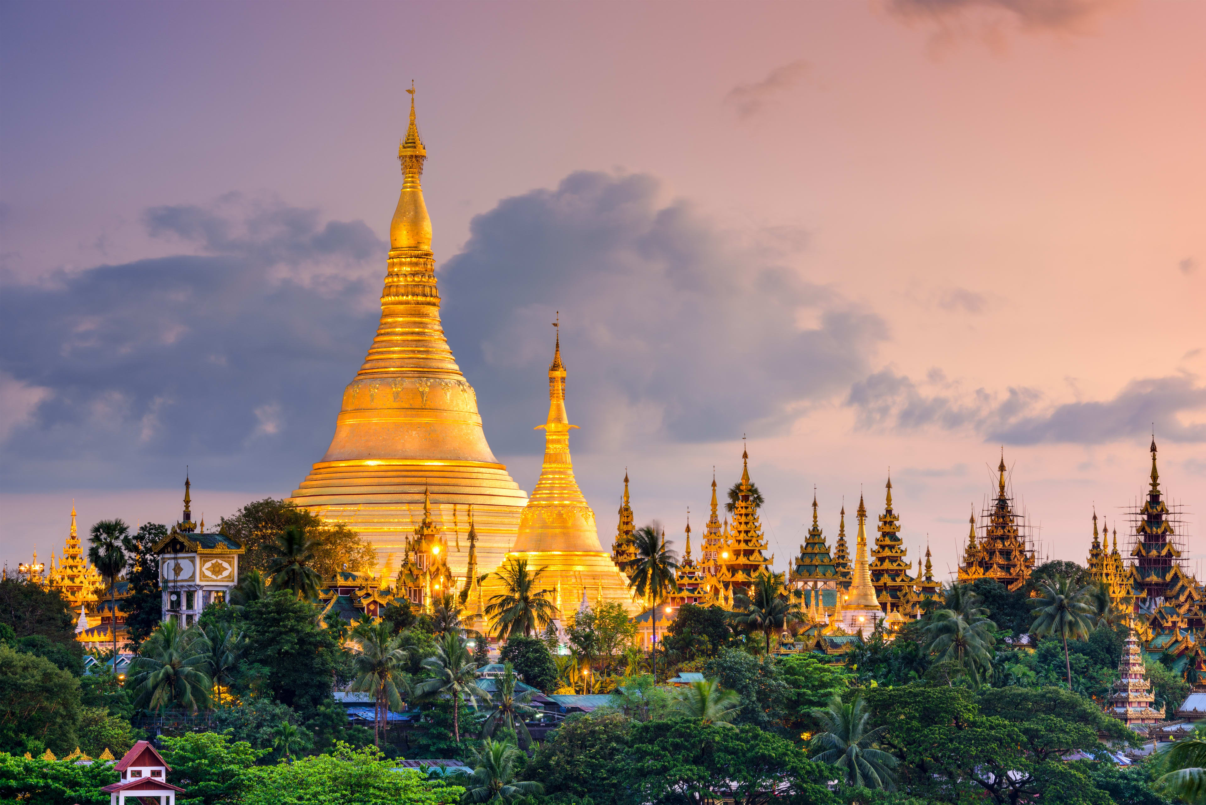 Sérferð_Myanmar_shwendagon_pagoda