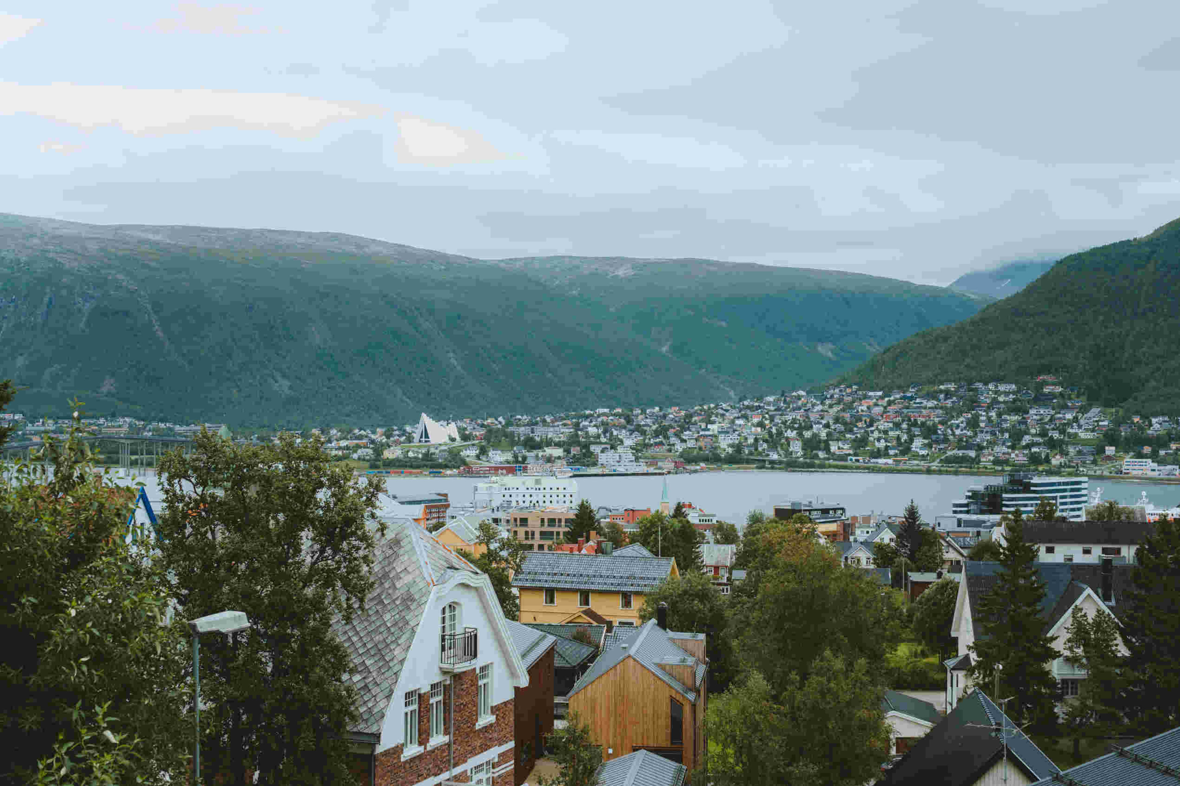 Houses in Tromsø overview 2540x1693