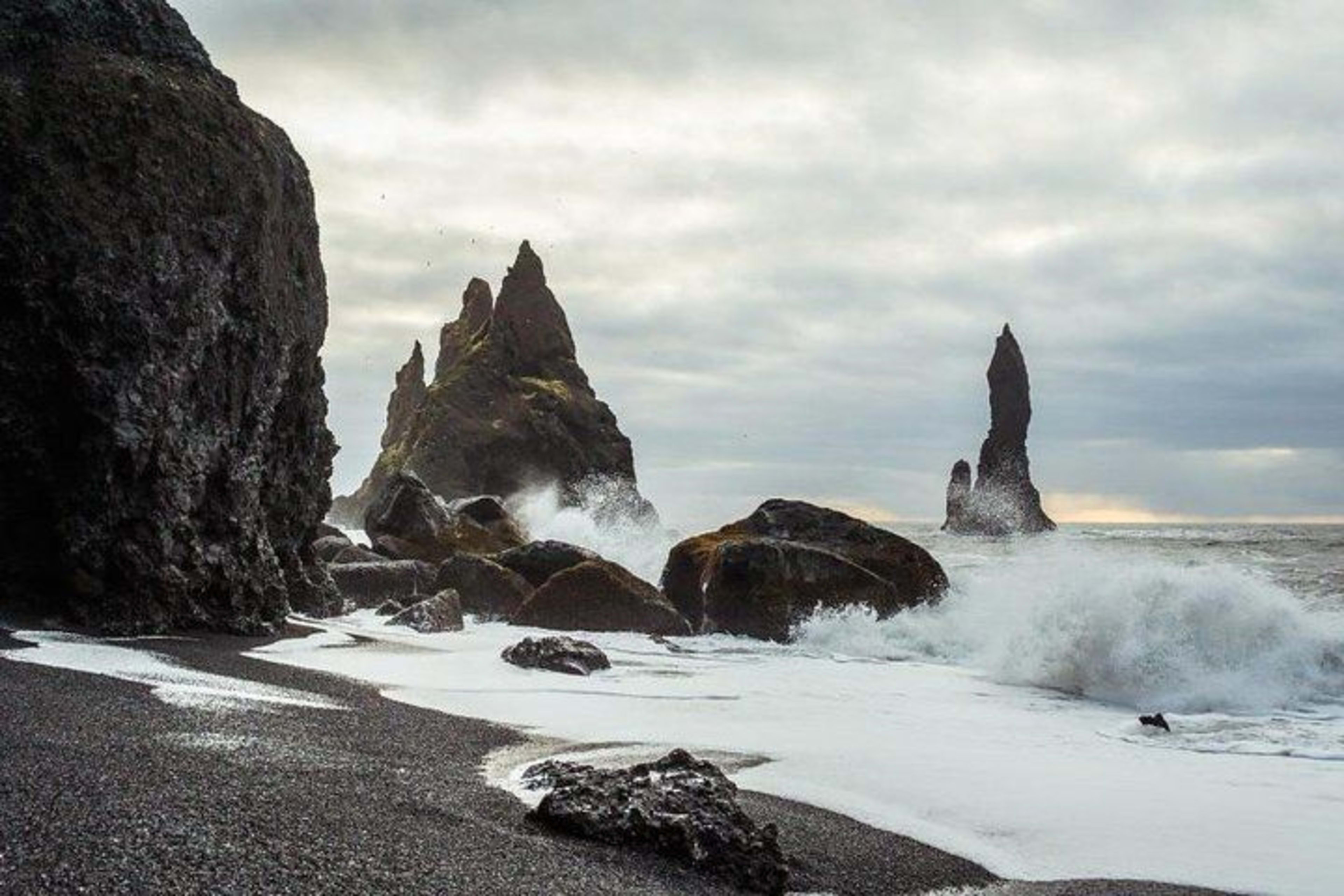 Arctic_Adventures_small_group_2