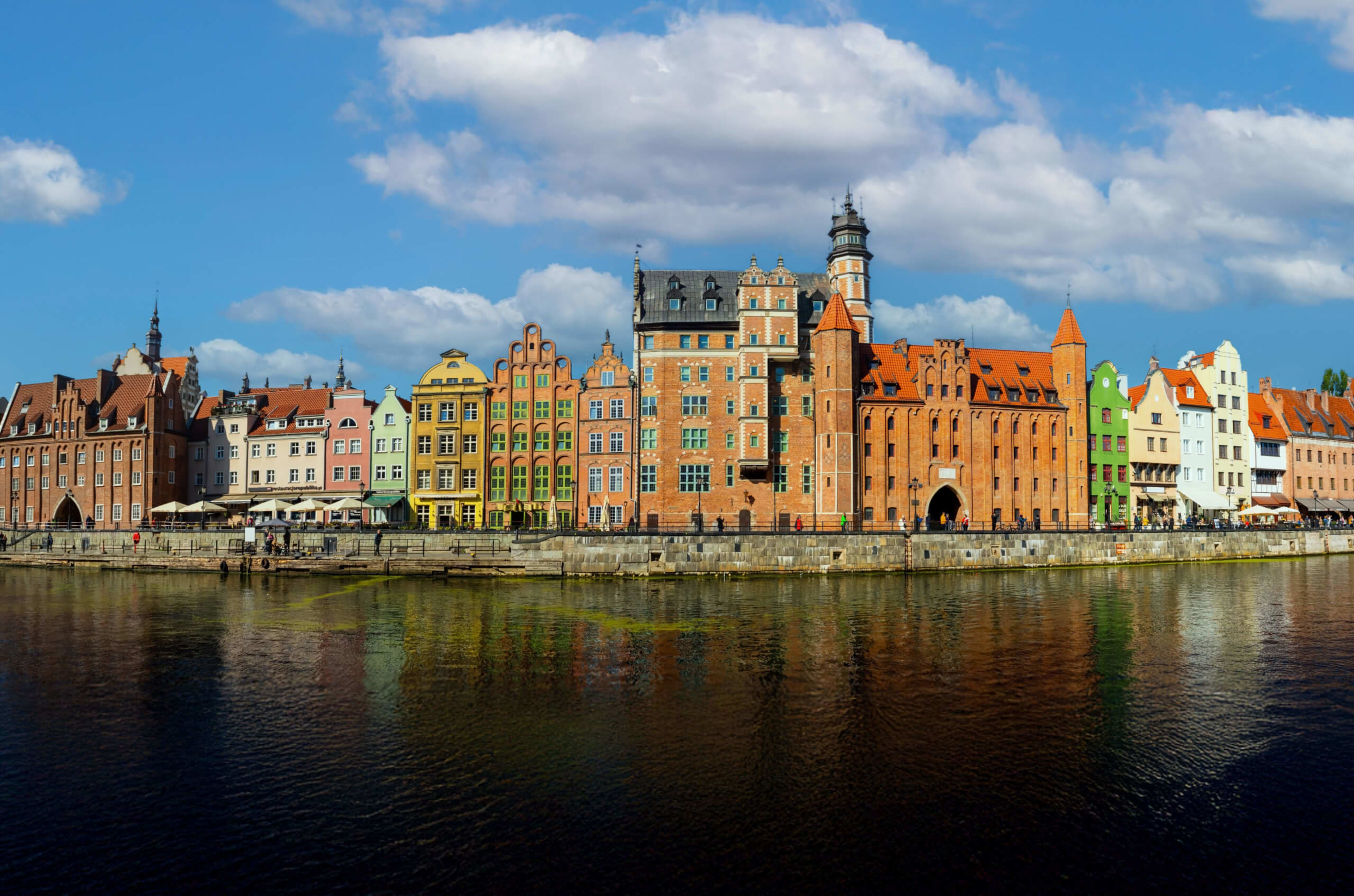 2560x1693-Gdansk-Clean
