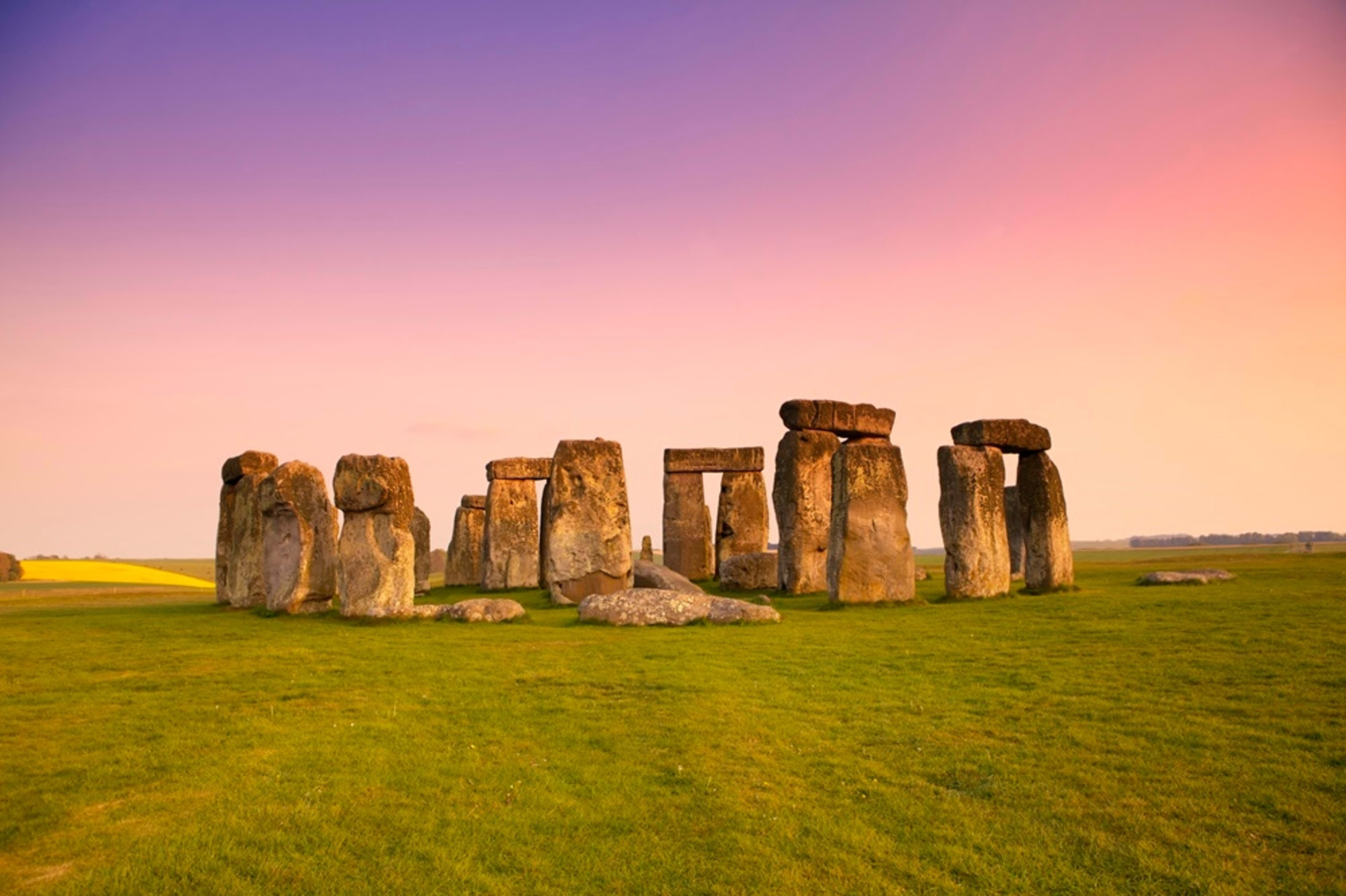 stonehenge_uk