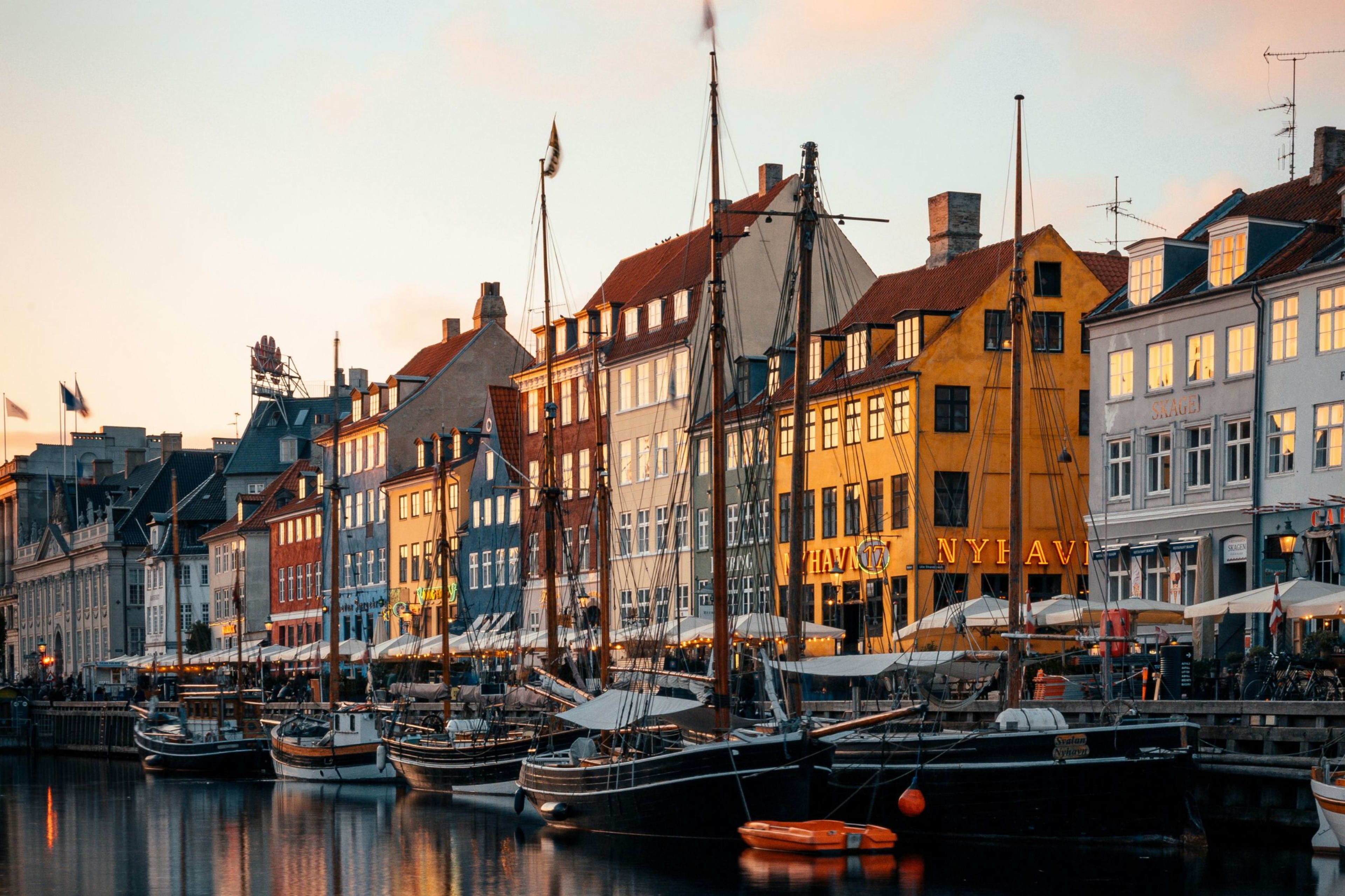Copenhagen_harbour_(1)