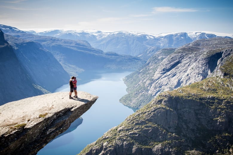 Web image-Norway Trolltunga