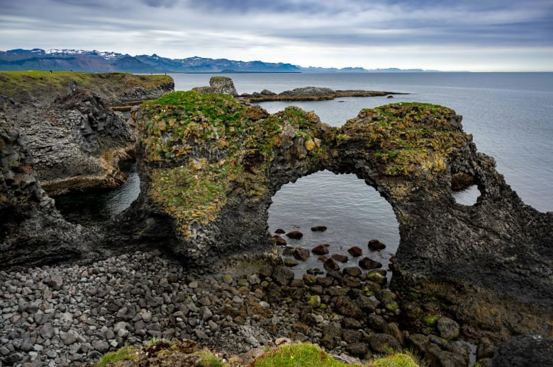 snaefellsnes-arnarstapi-unsplash