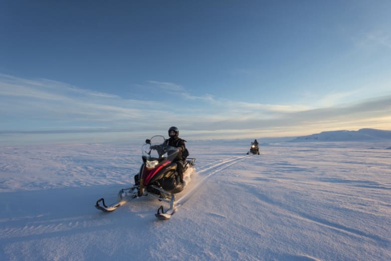 Langjokull_Snowmobiling